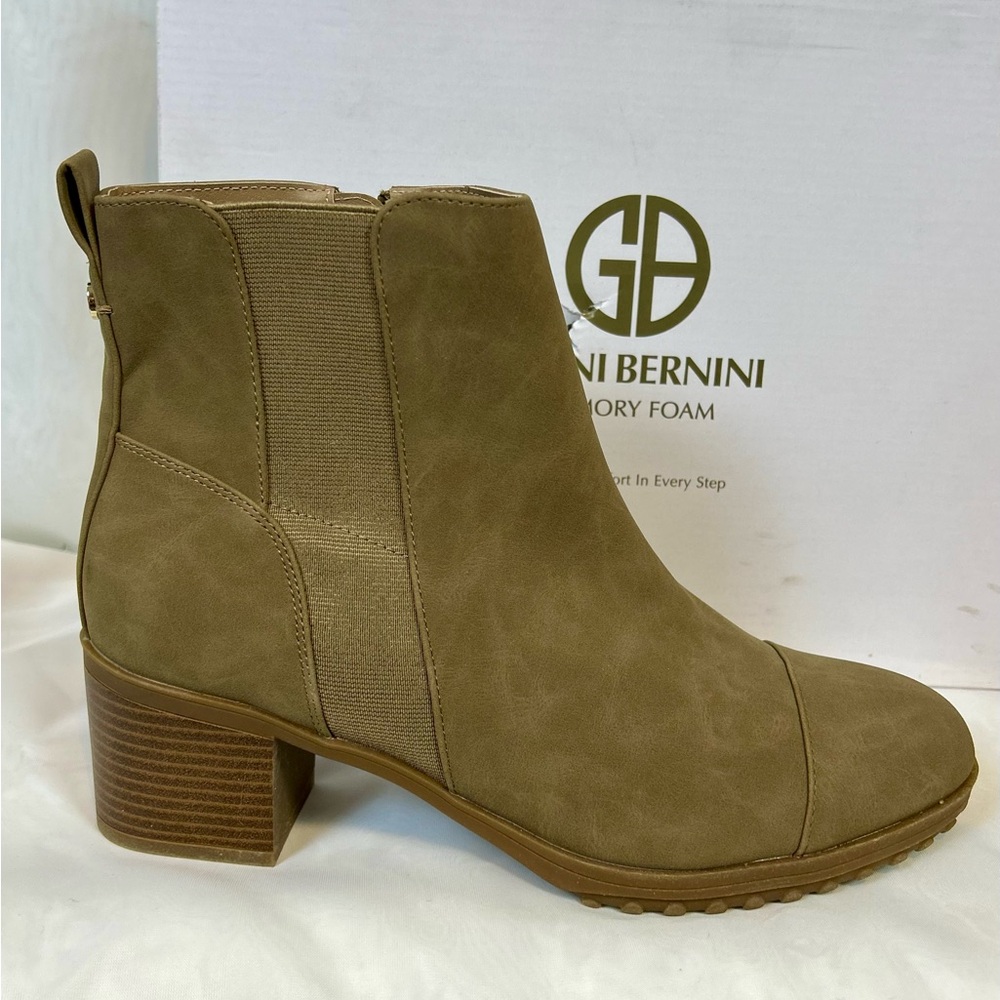 New Giani Bernini Womens Sloann Chunky Heel Ankle Boots / Size 10